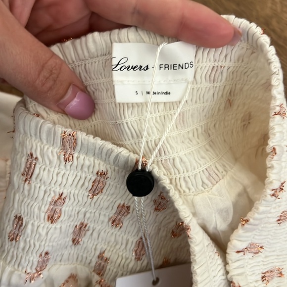 NWT Lovers & Friends White and Pink Shorts - Picture 3 of 4